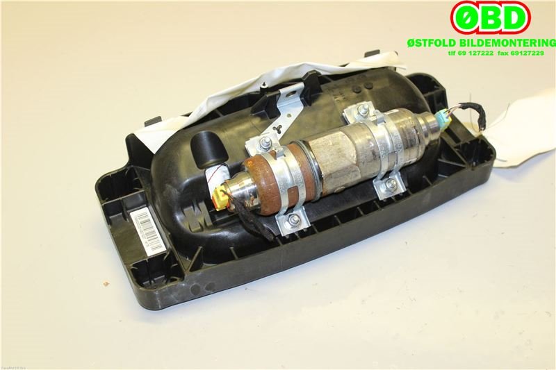 Airbag passasjer til Mercedes GLA 2014-2020 (X156) (X156) (MERCEDES|A 176 860 00 02||1768600002)