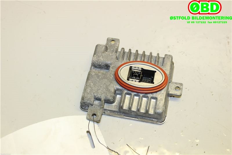 Styreenhet xenon/ballast til BMW 1-Serie 2011-2015 (Fase 1) (F20/F21) (F20/F21) (BMW|63 11 7 318 327|W003T20071|7237647)