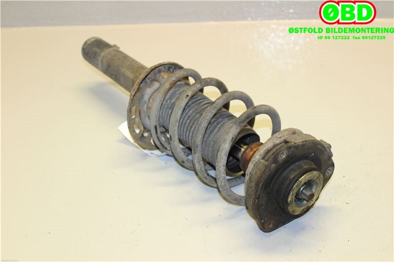 Fjærbein høyre foran til VW Passat 2005-2010 (B6) (B6) (VOLKSWAGEN|3C0 413 031 N|)