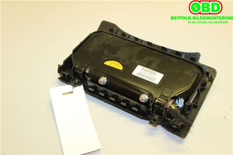 Airbag kne til Fiat 500 2008-2020  (FIAT||P1RU68JXWAF)