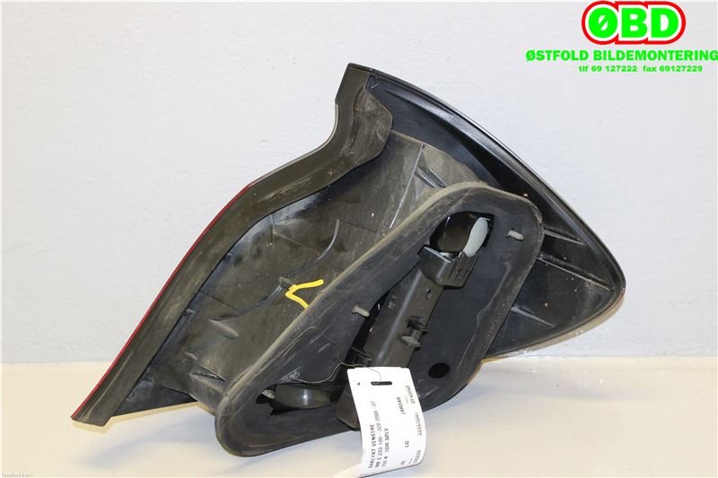 Baklykt venstre til Mercedes C-Klasse 2000-2004 (Fase 1) (W203) (W203) (MERCEDES|A 203 820 05 64||2038200564)