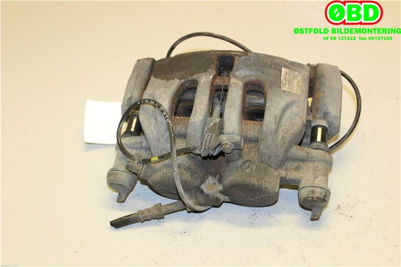 Bremsecaliper høyre foran til Mercedes Vito 2014-->> (W447) (W447) (MERCEDES|A 447 420 03 83|A 447 420 87 00|)