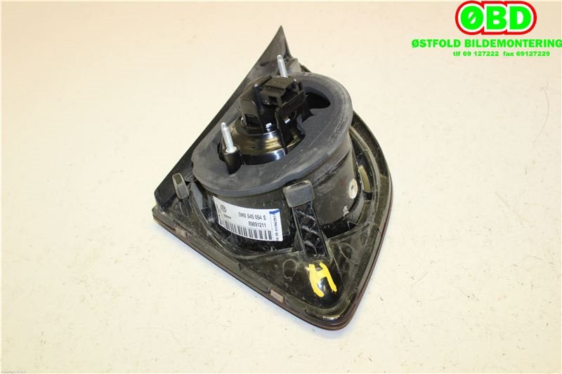 Baklykt høyre indre til VW Golf, Plus/Cross 2009-2013 (Fase 2)  (VOLKSWAGEN|5M0 945 094 S||5M0945094S)