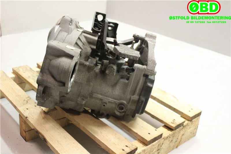 Girkasse manuell til Škoda Yeti 2009-2013 (Fase 1)  (SKODA|0A4 300 045 Q|)