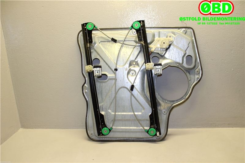 Ruteheis til VW Transporter / Caravelle 2009-2015 (Fase 2) (T5) (T5) (VOLKSWAGEN|7E0 837 754 C|7E0 837 754 E|)