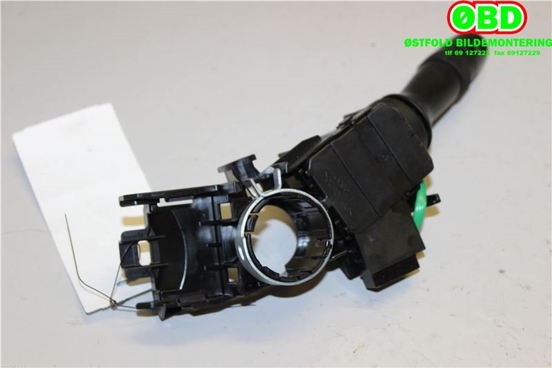 Bryter blink til Subaru XV 2012-2017 (Type I) (SUBARU|83115FJ110|)
