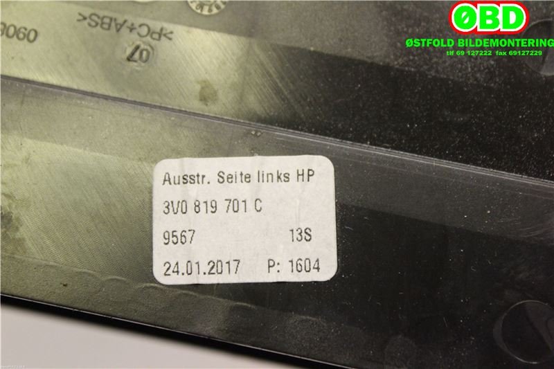 Diverse deler til Škoda Superb 2015-->> (Type III)  (SKODA|3V0 819 701 C||3V0819701C)