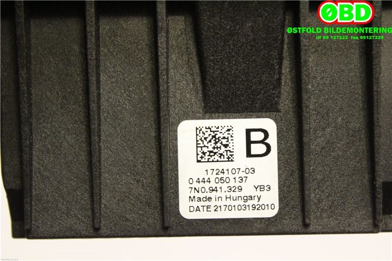 Diverse deler til Škoda Superb 2015-->> (Type III)  (SKODA|7N0 941 329|3Q0 941 329|7N0941329)