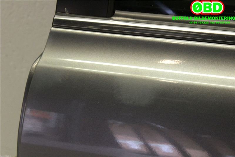 Dør venstre bak til Toyota Avensis 2003-2008 (Type II)  (TOYOTA|6700405130|)