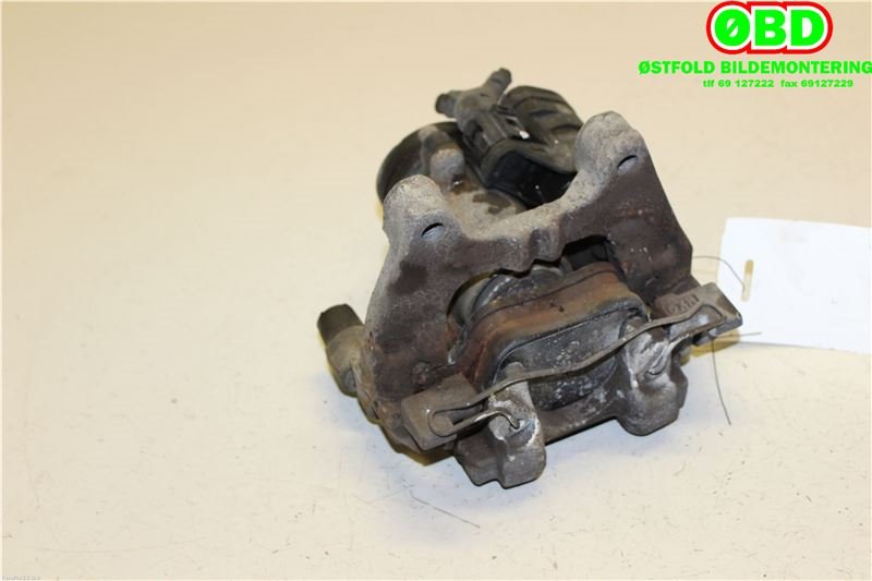 Bremsecaliper høyre bak til Škoda Superb 2015-->> (Type III) (SKODA|3Q0 615 424|)