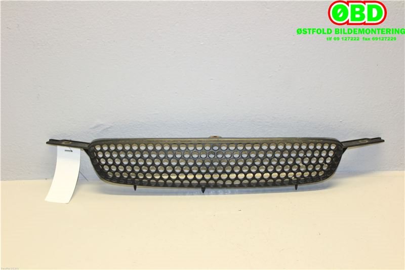 Grill til Toyota Corolla 1997-2000 (Fase 1) (TOYOTA|531111A300|531111A311|)
