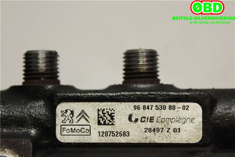 Dyseskinne (fuelrail) til Peugeot 508 2011-2014 (Type I, Fase 1)  (PEUGEOT|1570 P7|1570 Q4|9684753080)