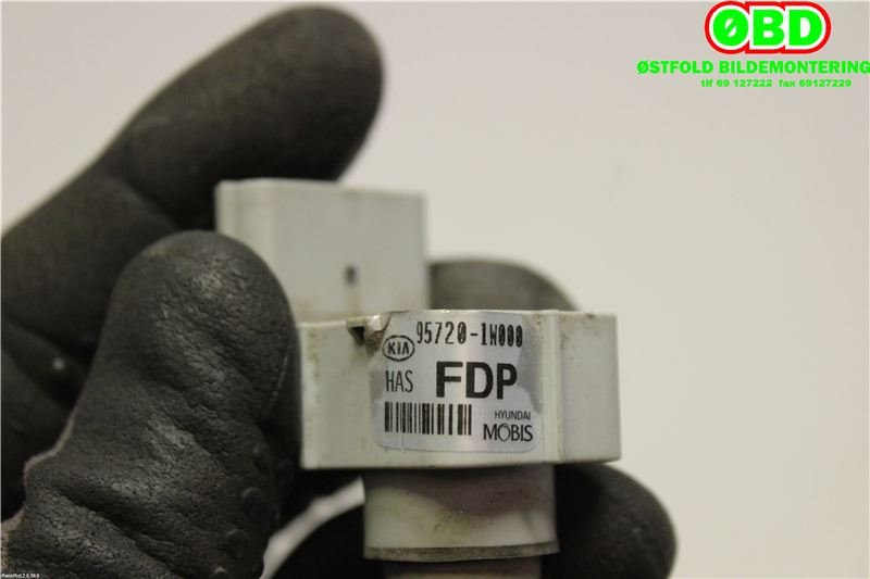 Parkeringssensor bak til Kia Rio 2011-2017 Type III  (KIA|957201W000FDP||957201W000)