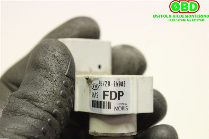 Parkeringssensor bak til Kia Rio 2011-2017 Type III  (KIA|957201W000FDP||957201W000)