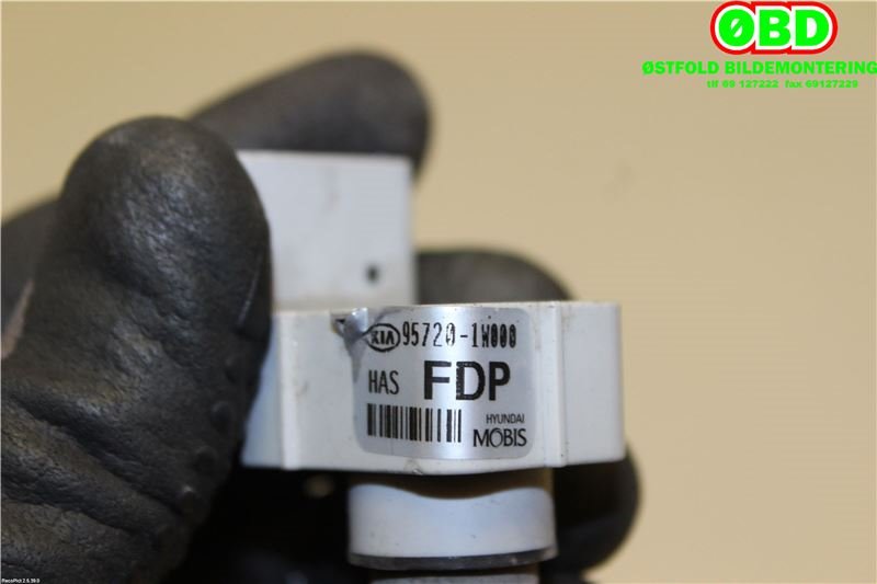 Parkeringssensor bak til Kia Rio 2011-2017 Type III  (KIA|957201W000FDP||957201W000)