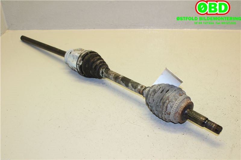 Drivaksel høyre foran til Toyota RAV4 2000-2006 (Type II) (TOYOTA|)