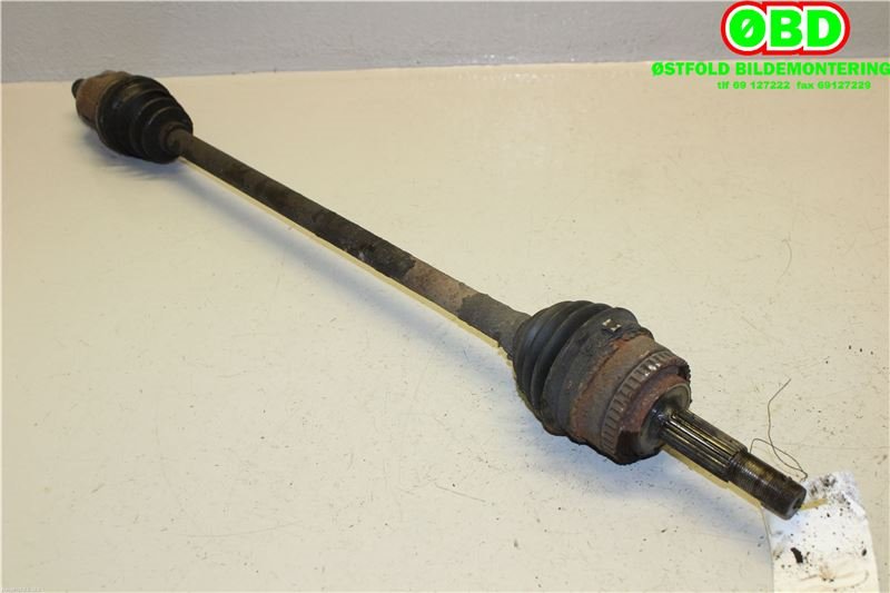 Drivaksel høyre foran til Nissan Almera 2000-2003 (Fase 1) (N16) (N16) (NISSAN|39100BM510|)