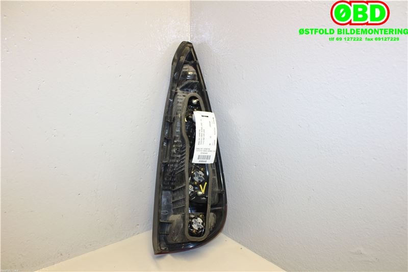 Baklykt venstre til Toyota Yaris Verso 1999-2007 (TOYOTA|8156052330|)