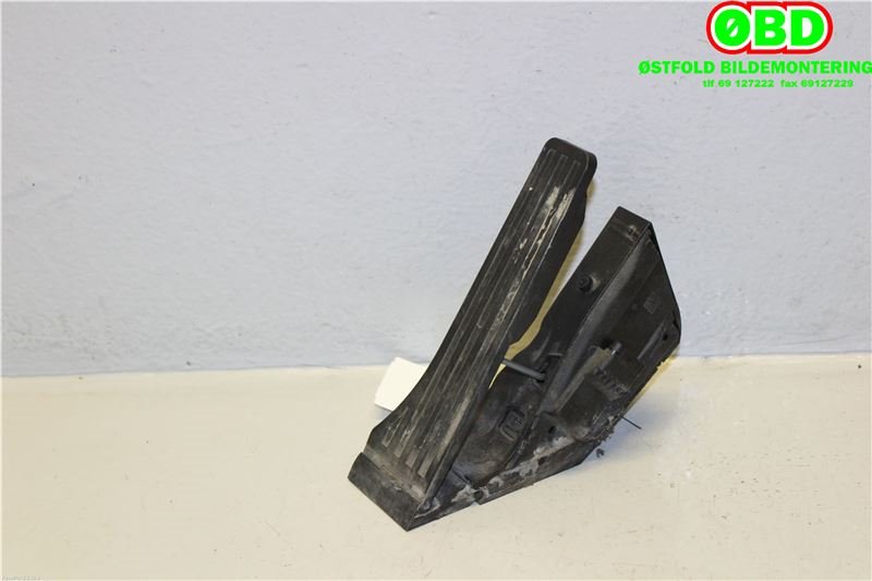 Pedal gass til Mercedes E-Klasse 2016-2023 (W213) (W213) (MERCEDES|A 205 300 00 04||2053000004)