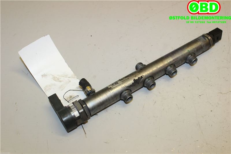 Dyseskinne (fuelrail) til Mercedes E-Klasse 2016-2023 (W213) (W213) (MERCEDES|A 654 070 00 95||6540700095)