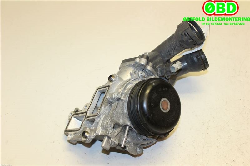 Vannpumpe til Mercedes E-Klasse 2016-2023 (W213) (W213) (MERCEDES|A 654 200 00 01|A 654 200 23 00|)