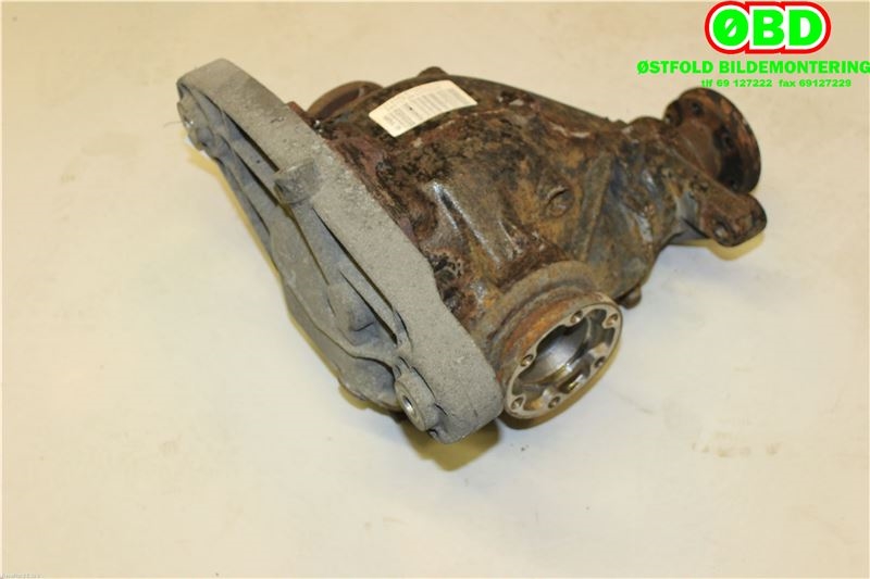 Kardang klokke bak til BMW 5-Serie 1996-2003 (E39) (E39) (BMW|33 10 1 428 499|)