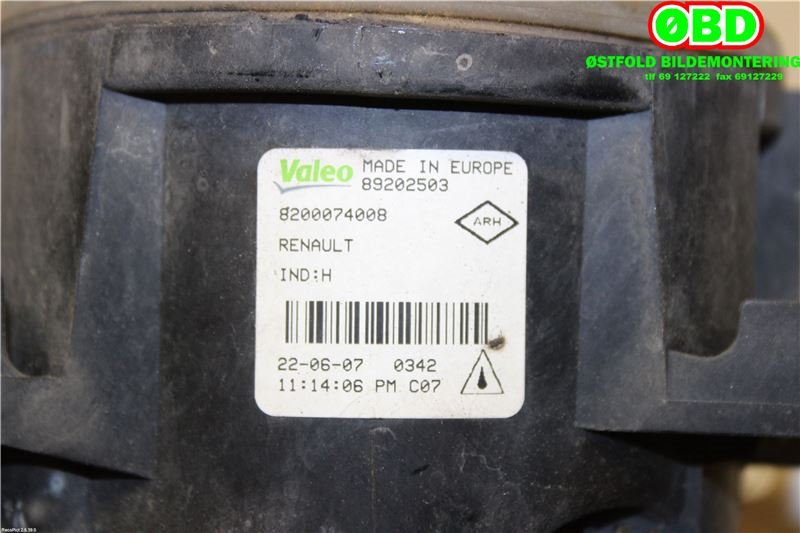 Tåkelykt høyre foran til Renault Megane 2006-2009 (Type II, Fase 2)  (RENAULT|8200074008|)