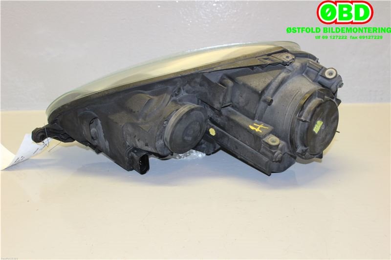 Frontlykt høyre halogen til VW Golf V, Combi 2003-2008  (VOLKSWAGEN|1K6 941 006 C|1K6 941 030 C|1K6941006M)