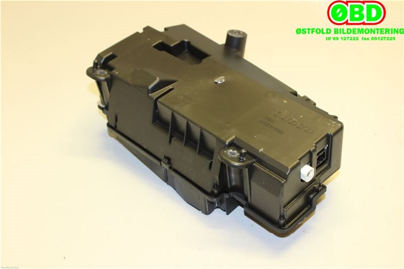 Multimedia display (MCU - Media Controller Unit) til Volvo V90 / V90 CC / S90 2016-->> (VOLVO|36011456||31665401)