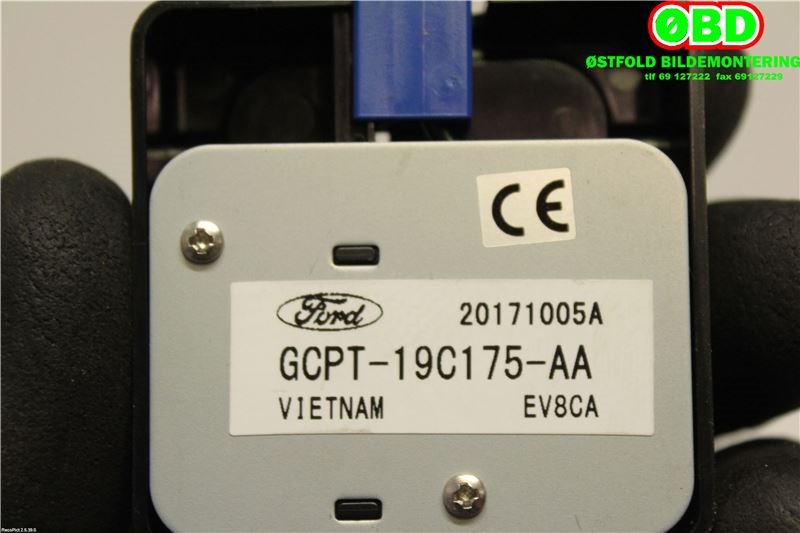 Antenne forsterker til Ford Kuga 2013-2019  (FORD|2038339||GCPT19C175AA)