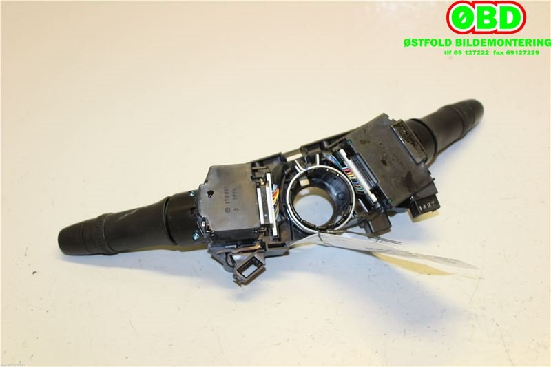 Bryter combi til Mitsubishi Outlander 2012-2015 (Type III, Fase 1)  (MITSUBISHI|8600A405||8617A013)