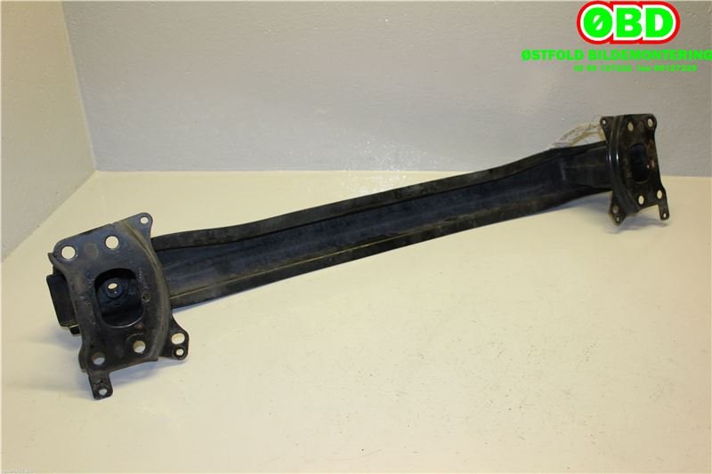 Støtfangerforsterkning foran til VW Caddy 2004-2010 (Type III, Fase 1) (VOLKSWAGEN|1T0 807 109 B|)