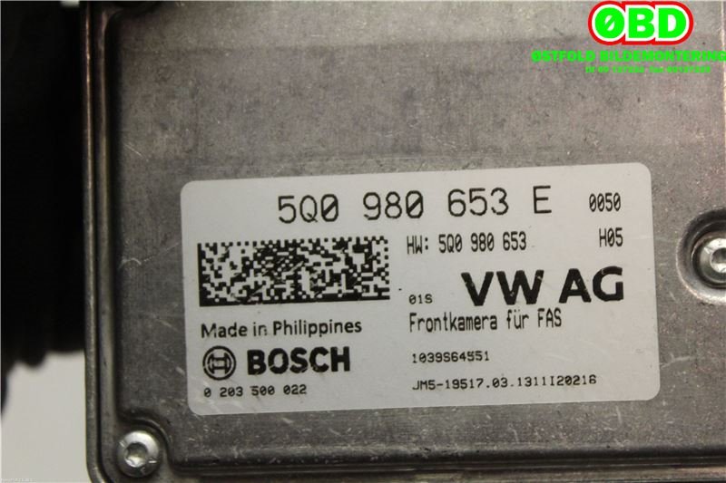 Sensor radar til Škoda Octavia 2013-2016 (Type III, Fase 1)  (SKODA|5Q0 980 653 E|5Q0 980 653 G|5Q0980653E)