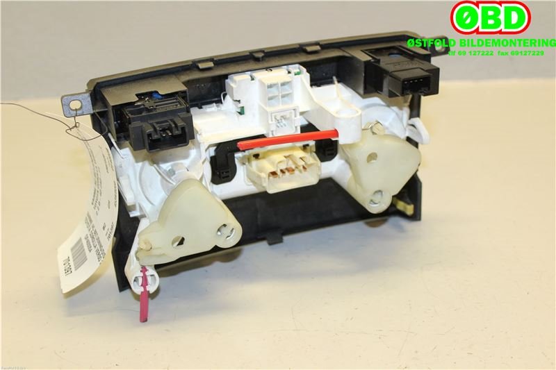 Varmeapparat betjening til Toyota Verso 2004-2009 (Type II)  (TOYOTA|559000F011|)