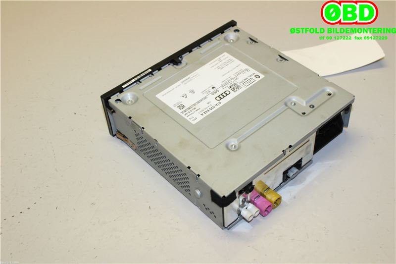 Bilstereo navigasjon til Audi A3 2016-2020 (Type III, Fase 2)  (AUDI|81A 035 842 A||81A035842A)