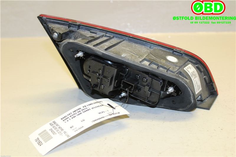 Baklykt høyre indre til Audi A3 2016-2020 (Type III, Fase 2)  (AUDI|8V4 945 076||8V4945076)