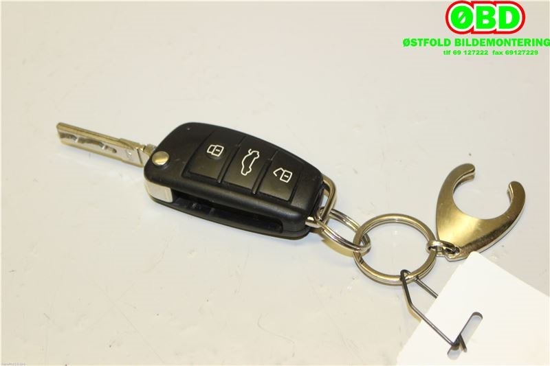 Nøkkel til Audi A3 2016-2020 (Type III, Fase 2) (AUDI|8V0837220D|)