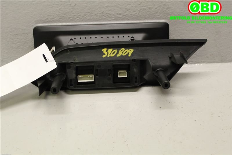 Bilstereo navigasjon til Mercedes E-Klasse 2009-2013 (Fase 1) (W212) (W212) (MERCEDES|)