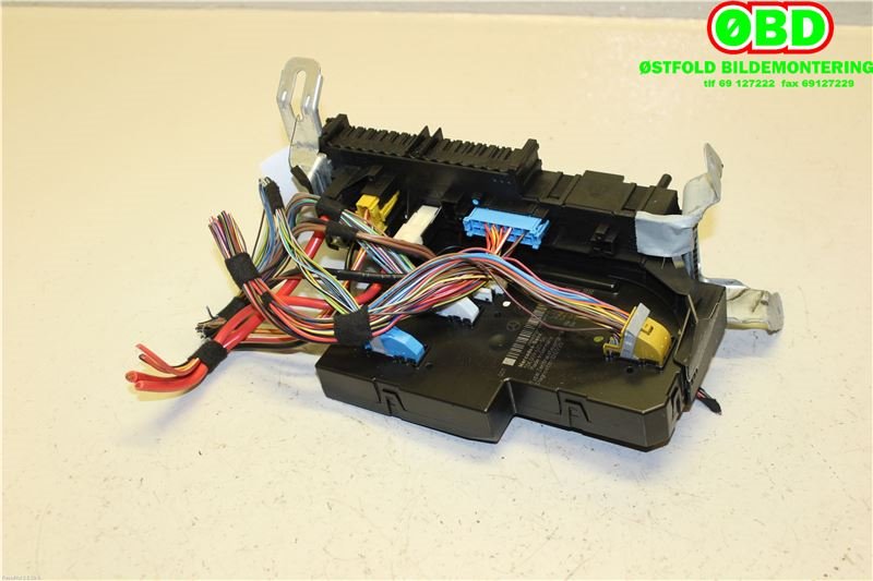 Sikringsboks til Mercedes E-Klasse 2009-2013 (Fase 1) (W212) (W212) (MERCEDES|A 212 900 37 02|A 212 906 06 05|2129003702)