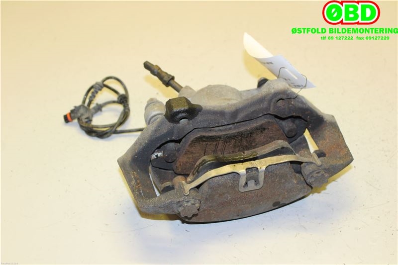 Bremsecaliper høyre foran til Mercedes E-Klasse 2013-2016 (Fase 2) (W212) (W212) (MERCEDES|A 204 421 38 81|)