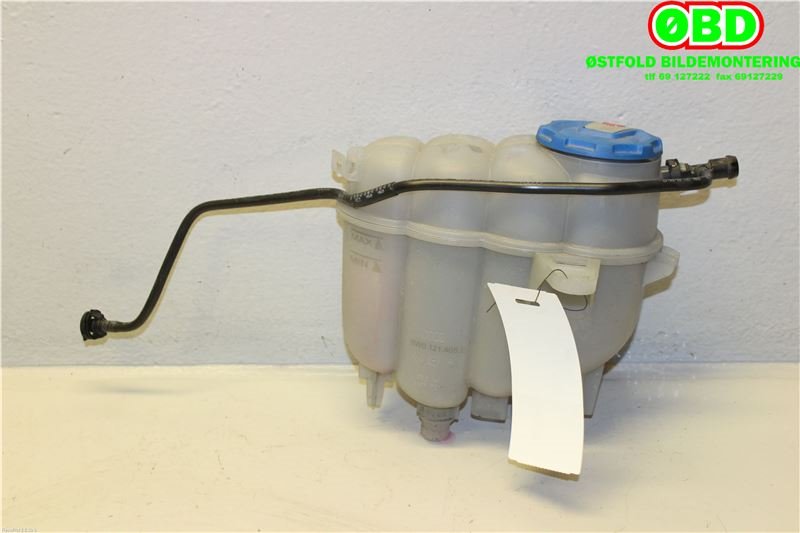 Ekspansjonstank til Audi A4, Allroad 2016-->> (Type II) (B9) (B9) (AUDI|8W0121405E|8W0121405L|)