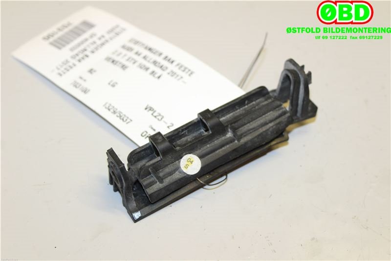 Diverse deler til Audi A4, Allroad 2016-->> (Type II) (B9) (B9) (AUDI|8W9 807 889 B||8W9807889B)
