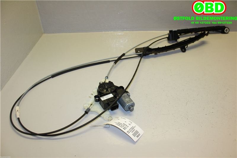 Hattehylle til Audi A4, Allroad 2016-->> (Type II) (B9) (B9) (AUDI|8W9 863 560||8W9863560)