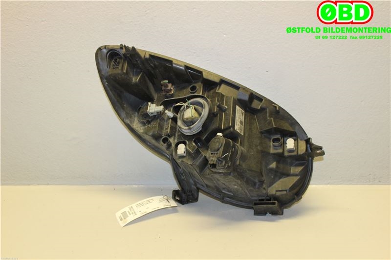 Frontlykt venstre halogen til Citroën C1 2006-2014 (Type I) (CITROEN|6208 72||811500H090)