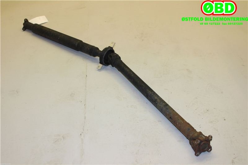 Mellomaksel til BMW 3-Serie 2005-2011 (E90/E91/E92/E93) (E90/E91/E92/E93) (BMW|26107531307|)