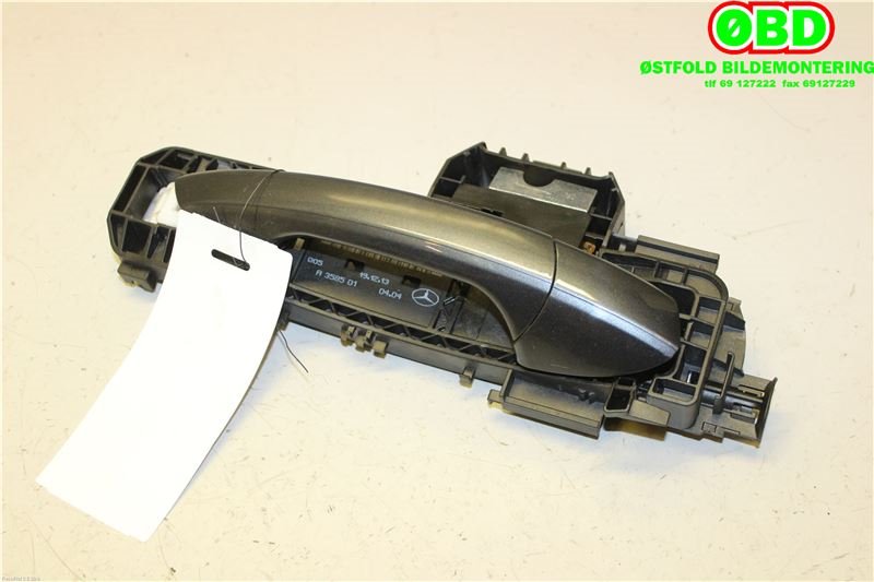 Dørhåndtak utv høyre foran til Mercedes GLK 2008-2015 (X204) (X204) (MERCEDES|A 204 760 02 70|A 204 760 24 34|2047601634)