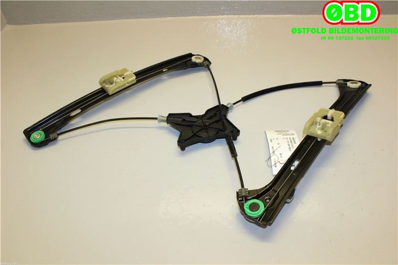 Ruteheis til VW Passat 2015-2019 (Fase 1) (B8) (B8) (VOLKSWAGEN|3G0 837 461 C||3G0837461C)
