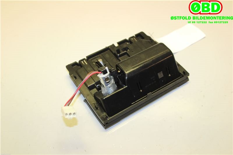 Dashbord askebeger til VW Passat 2015-2019 (Fase 1) (B8) (B8) (VOLKSWAGEN|3G1 863 284 A||3G1863284)