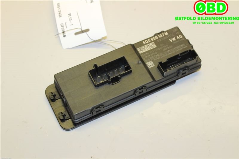 Styreenhet elektrisk bakluke til VW Passat 2015-2019 (Fase 1) (B8) (B8) (VOLKSWAGEN|5Q0 959 107 M|5Q0 959 107 Q|5Q0959107M)