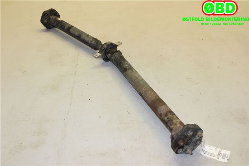 Mellomaksel til BMW 1-Serie 2004-2011 (E81/E82/E87/E88) (E81/E82/E87/E88) (BMW|26117526136||752136)